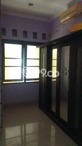 Dijual Rumah Strategis Bagus Punya 3 KT di Ciputat Tangerang Selatan SHM Dijual Rumah Strategis Bagus Punya 3 KT di Ciputat Tangerang Selatan SHM