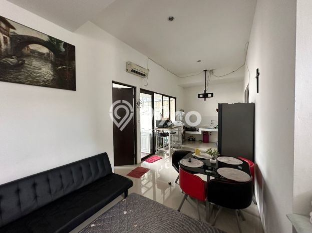 Jual Rumah Strategis Bagus Punya 2 KT di Sawangan Depok SHM Jual Rumah Strategis Bagus Punya 2 KT di Sawangan Depok SHM