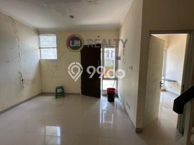 For Sale Rumah 2 Kamar Lokasi Ideal Bagus dan Strategis di Sawangan For Sale Rumah 2 Kamar Lokasi Ideal Bagus dan Strategis di Sawangan