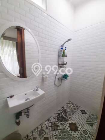 Rumah Elit LB 135m2 Siap Pakai Desain Elegan di Seminyak, Badung Rumah Elit LB 135m2 Siap Pakai Desain Elegan di Seminyak, Badung