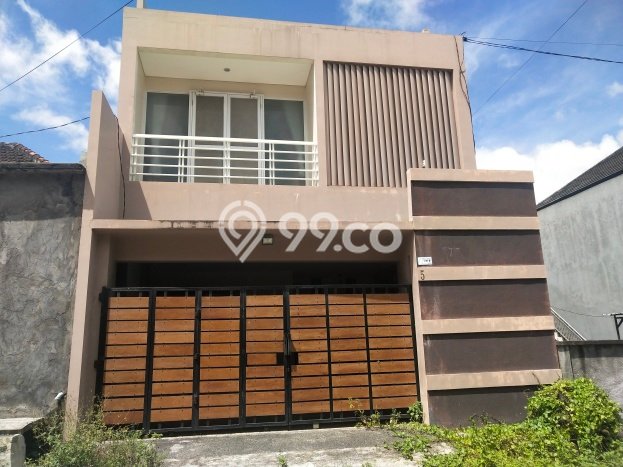 PRIME LOCATION! Rumah Strategis area Kerobokan, LT 150m² LB 400m² PRIME LOCATION! Rumah Strategis area Kerobokan, LT 150m² LB 400m²