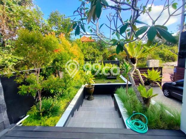SPECIAL LISTING! Rumah di Goa Gong, 2 KM, Akses Pusat Kota, Luas 210m² LB 150m² SPECIAL LISTING! Rumah di Goa Gong, 2 KM, Akses Pusat Kota, Luas 210m² LB 150m²