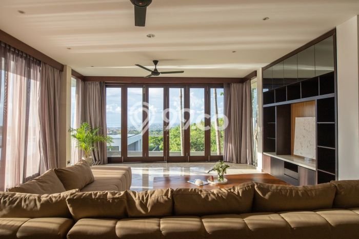 Rumah Strategis di Goa Gong, Dekat Kawasan Bisnis, Badung - 4 Kamar Tidur Rumah Strategis di Goa Gong, Dekat Kawasan Bisnis, Badung - 4 Kamar Tidur