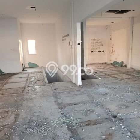Disewakan Ruko di Sunset Road, Luas 198m², Kawasan Potensial Disewakan Ruko di Sunset Road, Luas 198m², Kawasan Potensial