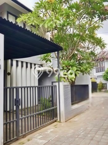 Dijual Hunian Rumah Nyaman 3 Kamar di Kerobokan, Badung Dijual Hunian Rumah Nyaman 3 Kamar di Kerobokan, Badung
