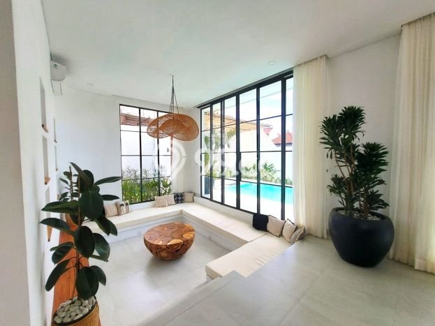Rumah Luxury Modern Tanpa Renovasi di Tibubeneng Badung Rumah Luxury Modern Tanpa Renovasi di Tibubeneng Badung