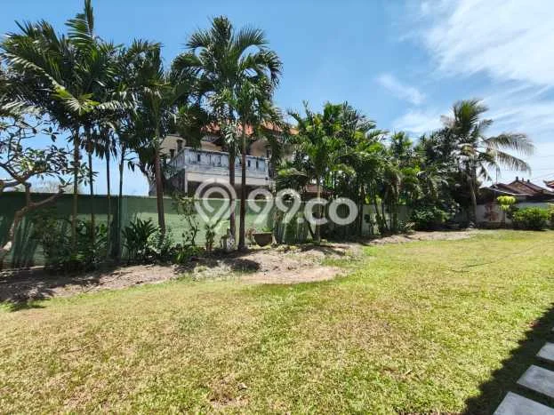 FOR SALE! Vila Kawasan , Area 1500m2m², Lokasi Premium FOR SALE! Vila Kawasan , Area 1500m2m², Lokasi Premium