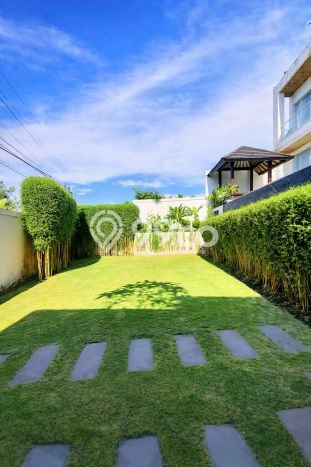 Dijual Vila di , Area 500m2m², Area nyaman untuk keluarga Dijual Vila di , Area 500m2m², Area nyaman untuk keluarga
