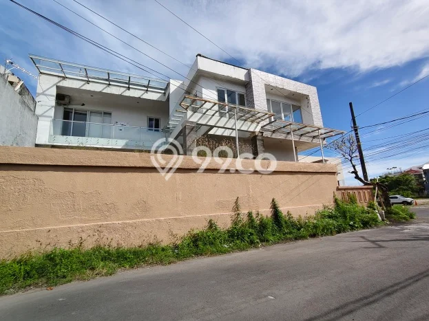Jual Rumah Mewah Megah Dengan View Cantik di Sunset Road, Badung Jual Rumah Mewah Megah Dengan View Cantik di Sunset Road, Badung