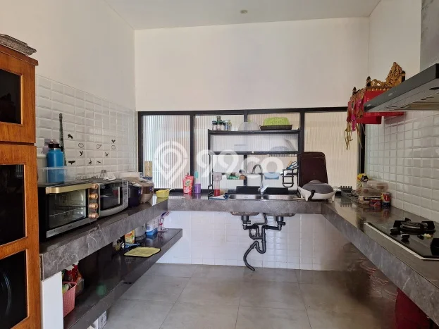 HOT DEAL! Vila Kawasan , Area 700m2m², Area Strategis HOT DEAL! Vila Kawasan , Area 700m2m², Area Strategis
