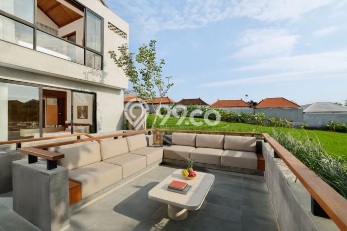 Vila di , Ukuran 1090m2m², Dekat ke berbagai keperluan Vila di , Ukuran 1090m2m², Dekat ke berbagai keperluan