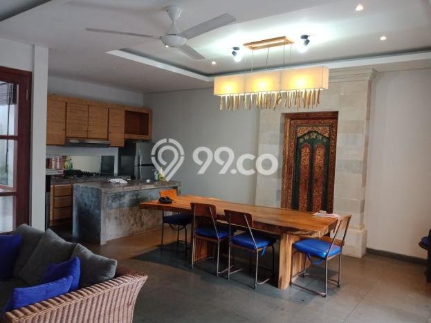 Vila Kawasan , Area 300m2m², Area Strategis Vila Kawasan , Area 300m2m², Area Strategis