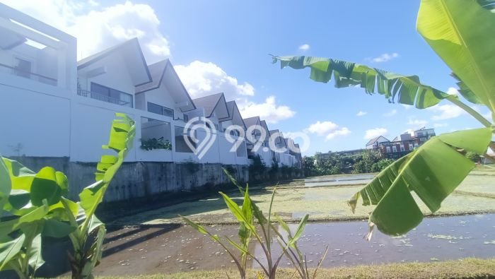 LOKASI STRATEGIS! Vila Kawasan , Dimensi 121m2m², Dekat pusat kota LOKASI STRATEGIS! Vila Kawasan , Dimensi 121m2m², Dekat pusat kota