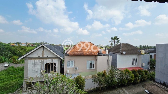 Vila Kawasan , Area 300m2m², Area Strategis Vila Kawasan , Area 300m2m², Area Strategis