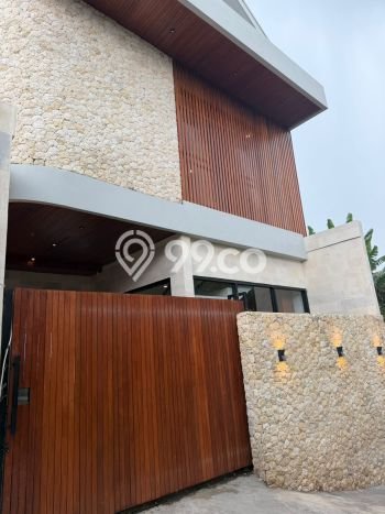 Dijual! Vila di , Luas 100m2m², Akses Mudah Pusat Kota Dijual! Vila di , Luas 100m2m², Akses Mudah Pusat Kota