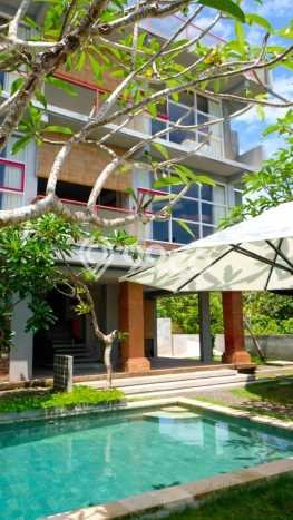FOR SALE! Vila di , Area 700m2m², Posisi Strategis FOR SALE! Vila di , Area 700m2m², Posisi Strategis