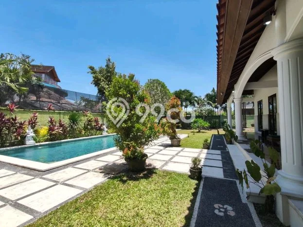 FOR SALE! Vila Kawasan , Area 1500m2m², Lokasi Premium FOR SALE! Vila Kawasan , Area 1500m2m², Lokasi Premium