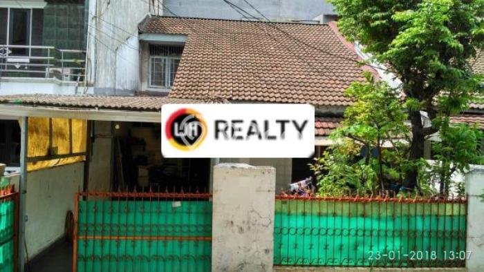 Rumah Modern di Kelapa Gading, Jakarta Utara, LT 136m² LB 0m² Rumah Modern di Kelapa Gading, Jakarta Utara, LT 136m² LB 0m²