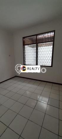 Rumah di Kelapa Gading, Siap Huni, 4 KT, Dekat Kelapa Gading, Jakarta Utara, Jakarta Utara, Luas 153m² LB 0m² Rumah di Kelapa Gading, Siap Huni, 4 KT, Dekat Kelapa Gading, Jakarta Utara, Jakarta Utara, Luas 153m² LB 0m²