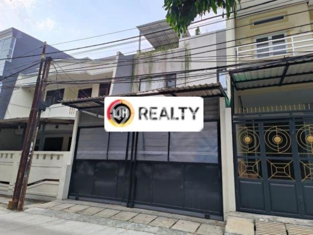 Rumah Modern Cantik 3 Kamar Bisa Langsung Pindah di Kelapa Gading Rumah Modern Cantik 3 Kamar Bisa Langsung Pindah di Kelapa Gading