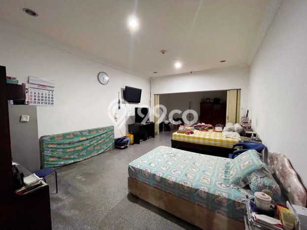 Rumah Luxury Modern Tanpa Renovasi di Galaxy Surabaya Rumah Luxury Modern Tanpa Renovasi di Galaxy Surabaya