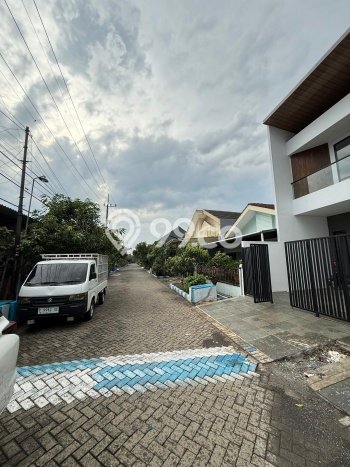 Rumah Luas Asri 4 KT Siap Huni di Pondok Tjandra Sidoarjo Rumah Luas Asri 4 KT Siap Huni di Pondok Tjandra Sidoarjo