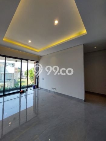 For Sale! Luxury House LT 330m2 Desain Elegan di Pakuwon Indah For Sale! Luxury House LT 330m2 Desain Elegan di Pakuwon Indah