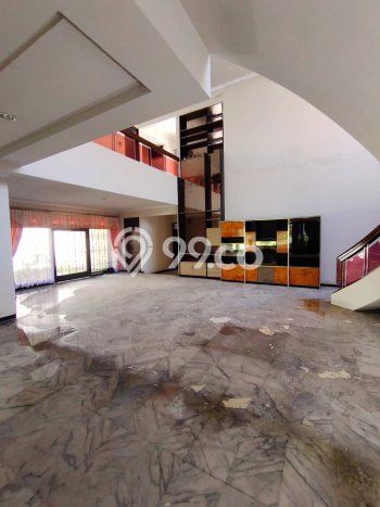 Rumah Luxury Modern Siap Huni di kertajaya Surabaya Rumah Luxury Modern Siap Huni di kertajaya Surabaya