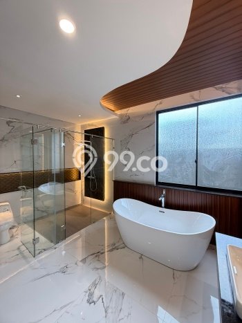 For Sale! Premium House LT 240m2 Desain Modern di Citraland For Sale! Premium House LT 240m2 Desain Modern di Citraland