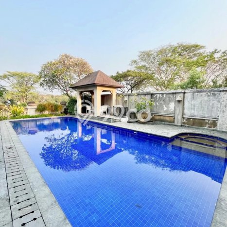 Rumah Luxury Modern Siap Huni di Citraland Surabaya Rumah Luxury Modern Siap Huni di Citraland Surabaya