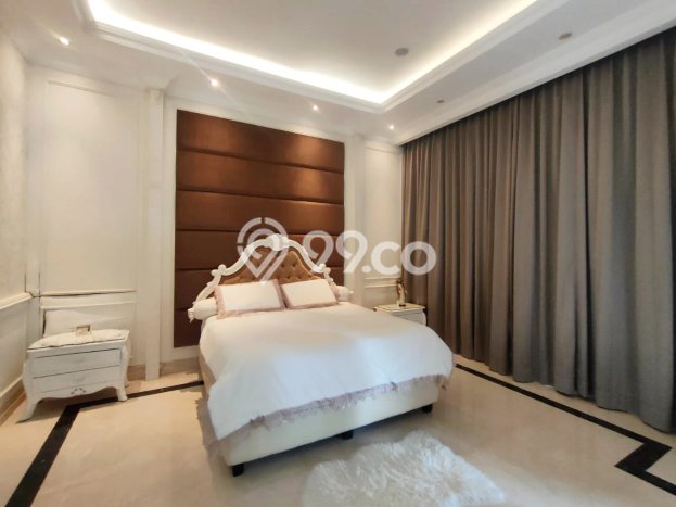 Rumah Luxury Modern Siap Huni di Pakuwon CIty Surabaya Rumah Luxury Modern Siap Huni di Pakuwon CIty Surabaya