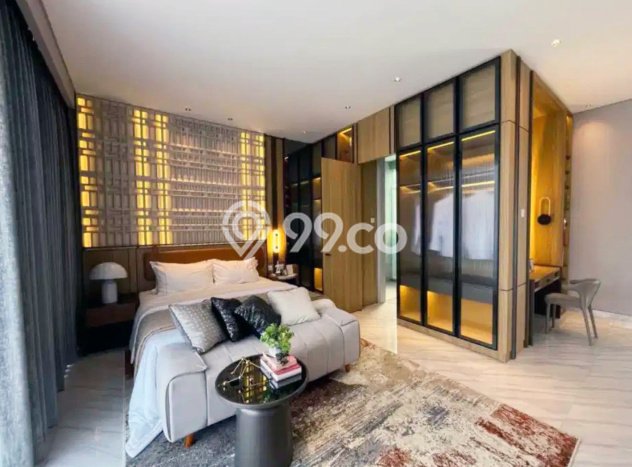 Dijual Rumah Mewah Megah Dengan View Cantik di Pakuwon City, Surabaya Dijual Rumah Mewah Megah Dengan View Cantik di Pakuwon City, Surabaya