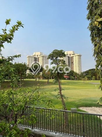 Rumah Elit Modern Tanpa Renovasi di Graha Surabaya Rumah Elit Modern Tanpa Renovasi di Graha Surabaya