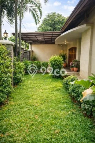 Rumah Elit Modern Tanpa Renovasi di Cibubur Jakarta Timur Rumah Elit Modern Tanpa Renovasi di Cibubur Jakarta Timur