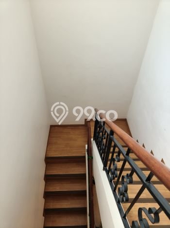 Dijual Hunian Rumah Terawat 4 KT di Cibubur, Bogor Dijual Hunian Rumah Terawat 4 KT di Cibubur, Bogor