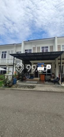 Rumah Luas Asri 2 KT Siap Pakai di Kota Wisata Jakarta Timur Rumah Luas Asri 2 KT Siap Pakai di Kota Wisata Jakarta Timur