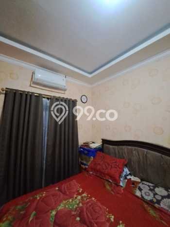For Sale Hunian Rumah Terawat 4 Kamar di Mekarsari, Depok For Sale Hunian Rumah Terawat 4 Kamar di Mekarsari, Depok