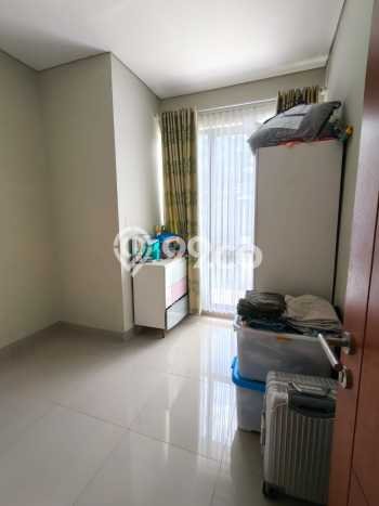 Rumah Luas Asri 3 KT Siap Pakai di Cibubur Bekasi Rumah Luas Asri 3 KT Siap Pakai di Cibubur Bekasi
