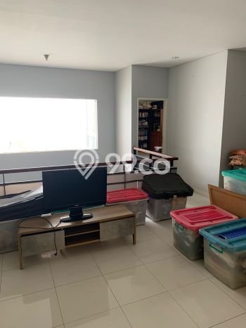 Hunian Elit LB 204m2 Siap Huni Desain Elegan di Raffles Hills, Jakarta Timur Hunian Elit LB 204m2 Siap Huni Desain Elegan di Raffles Hills, Jakarta Timur