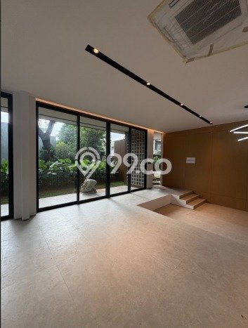 Rumah Elit LB 370m2 Siap Pakai Desain Elegan di BSD Foresta, Tangerang Rumah Elit LB 370m2 Siap Pakai Desain Elegan di BSD Foresta, Tangerang