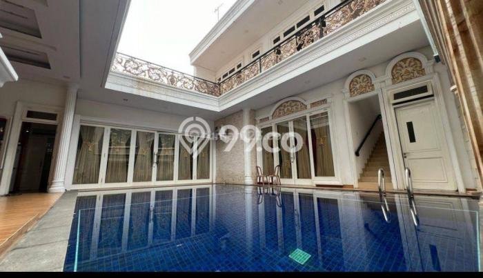 Rumah Eksklusif Siap Huni LT 470m2 di Duren Sawit, Jakarta Timur Rumah Eksklusif Siap Huni LT 470m2 di Duren Sawit, Jakarta Timur