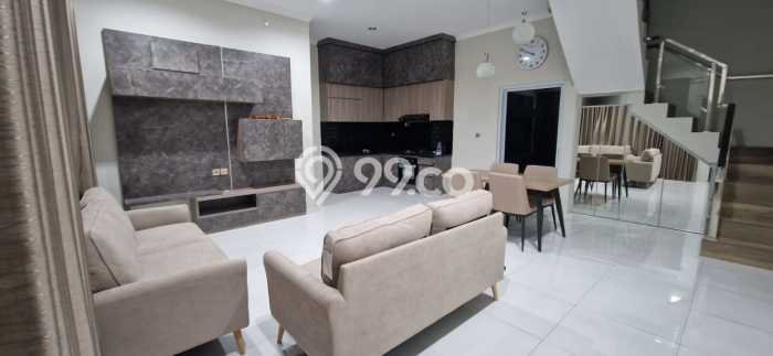 Dijual Rumah Eksklusif 5 KT di Cijantung, Jakarta Timur Dijual Rumah Eksklusif 5 KT di Cijantung, Jakarta Timur