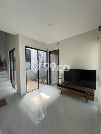 Rumah Minimalis 3 KT di Kota Wisata Jakarta Timur Rumah Minimalis 3 KT di Kota Wisata Jakarta Timur