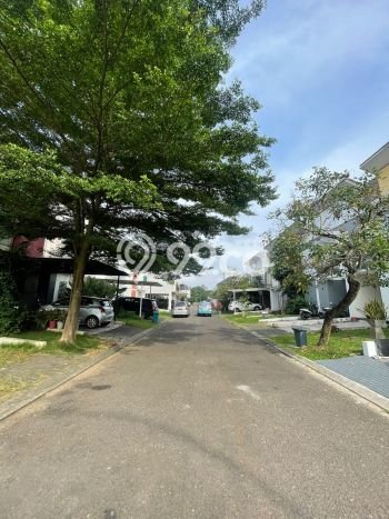 HARGA MENARIK! Tanah di BSD The Icon, Luas 201m², Kawasan Berkembang, Bebas Longsor HARGA MENARIK! Tanah di BSD The Icon, Luas 201m², Kawasan Berkembang, Bebas Longsor