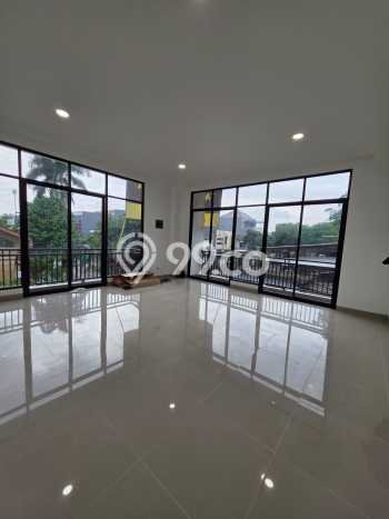 Ruko Dijual di Jakarta Barat LT 73m2 & LB 157m2 Lokasi Terbaik! Ruko Dijual di Jakarta Barat LT 73m2 & LB 157m2 Lokasi Terbaik!