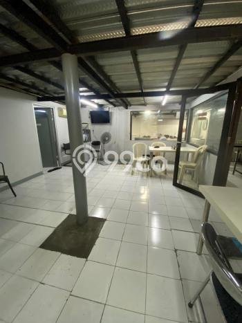 Ruko Dijual di Pasar Minggu LT 133m2, LB 250m2 untuk Investasi Ruko Dijual di Pasar Minggu LT 133m2, LB 250m2 untuk Investasi