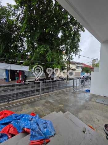 Ruko Dijual di Jakarta Barat LT 73m2 & LB 157m2 Lokasi Terbaik! Ruko Dijual di Jakarta Barat LT 73m2 & LB 157m2 Lokasi Terbaik!
