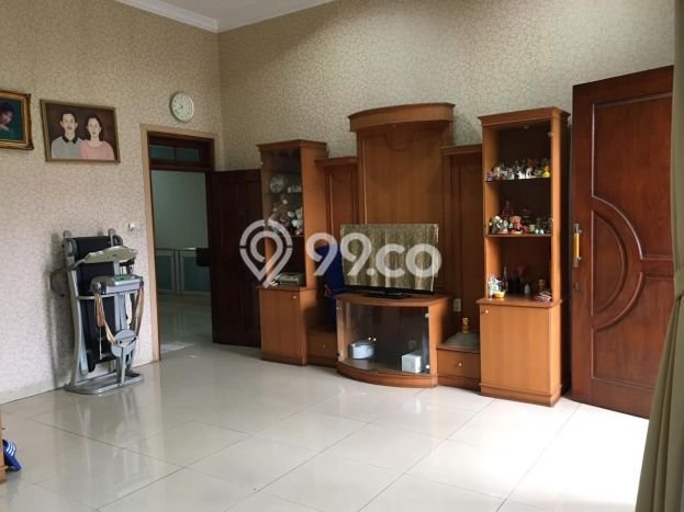 Hunian Elit LB 200m2 Siap Huni Desain Elegan di Taman Palem, Jakarta Barat Hunian Elit LB 200m2 Siap Huni Desain Elegan di Taman Palem, Jakarta Barat