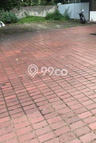 Unit Komersial Dijual di Jakarta Barat LT 2000m2 & LB 1400m2 Unit Komersial Dijual di Jakarta Barat LT 2000m2 & LB 1400m2