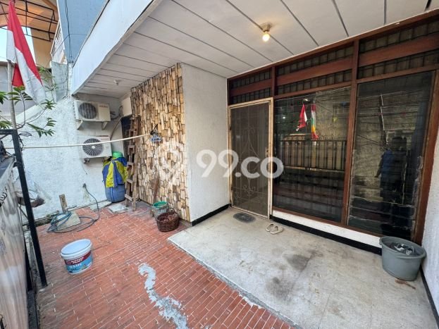 Rumah Minimalis 4 KT di Tanjung Duren Jakarta Barat Semi Furnished Rumah Minimalis 4 KT di Tanjung Duren Jakarta Barat Semi Furnished